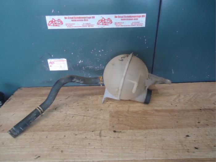 Expansievat van een Ford Transit  2011