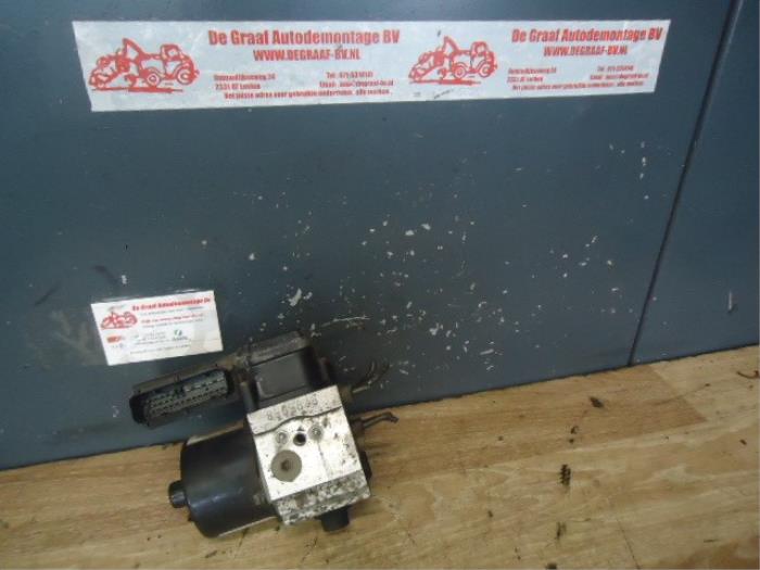 Gebruikte ABS Pomp Opel Vectra B (36) 1.6 16V Ecotec Prijs € 65,00 Margeregeling aangeboden door de Graaf autodemontage B.V.
