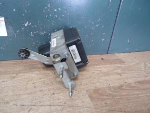 Gebruikte ABS Pomp BMW 3 serie (E46/2) 320 Ci 24V Prijs € 50,00 Margeregeling aangeboden door de Graaf autodemontage B.V.