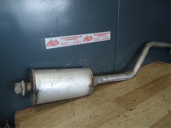 Gebruikte Uitlaat Middendemper Citroen Xsara (N1) 1.8i 16V Exclusive Prijs € 30,00 Margeregeling aangeboden door de Graaf autodemontage B.V.