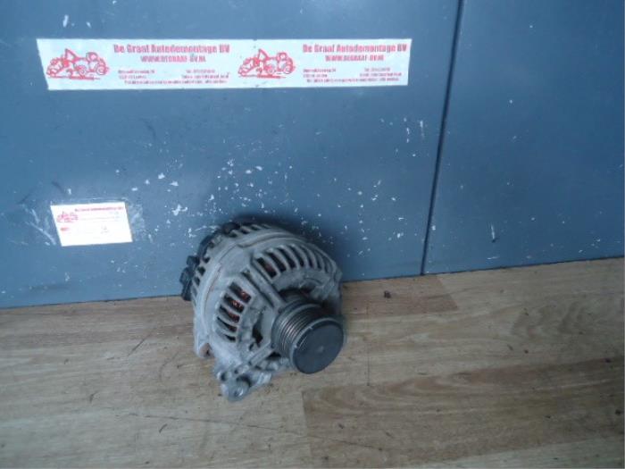 Gebruikte Alternator Audi A4 Prijs € 40,00 Margeregeling aangeboden door de Graaf autodemontage B.V.