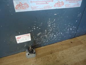 Gebruikte Xenon module Renault Scenic Prijs € 40,00 Margeregeling aangeboden door de Graaf autodemontage B.V.