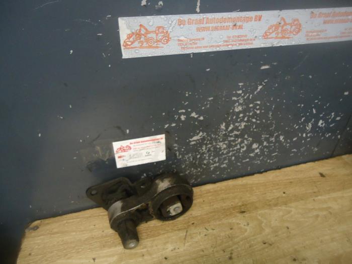 Gebruikte Motorrubber Mazda 2 (NB/NC/ND/NE) 1.4 16V Prijs € 20,00 Margeregeling aangeboden door de Graaf autodemontage B.V.