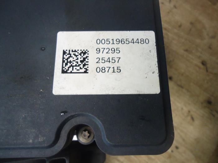 ABS Pomp van een Fiat Panda/Pandina (312) 1.2 69 2015