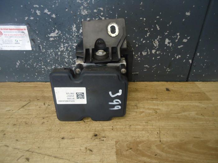 ABS Pomp van een Fiat Panda/Pandina (312) 1.2 69 2015