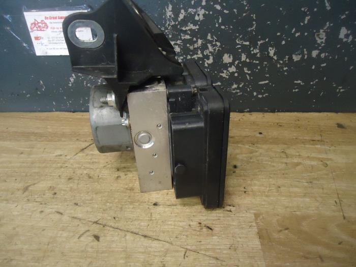 ABS Pomp van een Fiat Panda/Pandina (312) 1.2 69 2015