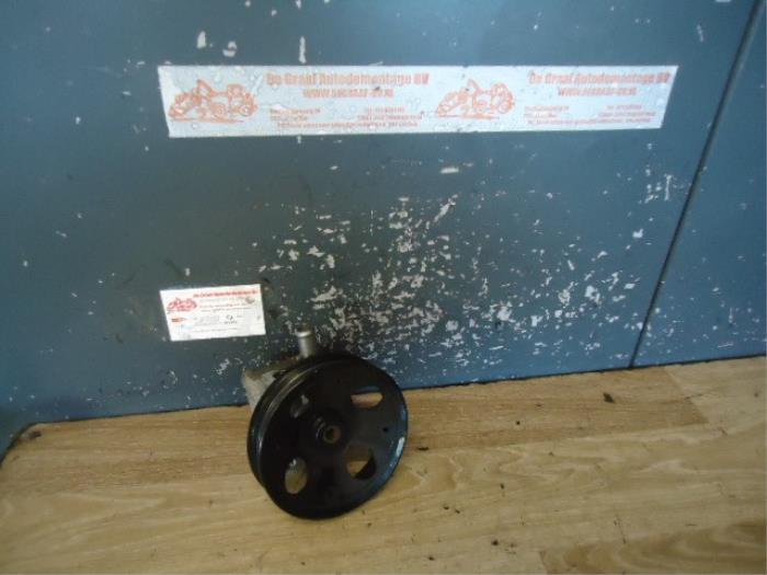Gebruikte Servopomp Volvo S80 (TR/TS) 2.9 SE 24V Prijs € 70,00 Margeregeling aangeboden door de Graaf autodemontage B.V.