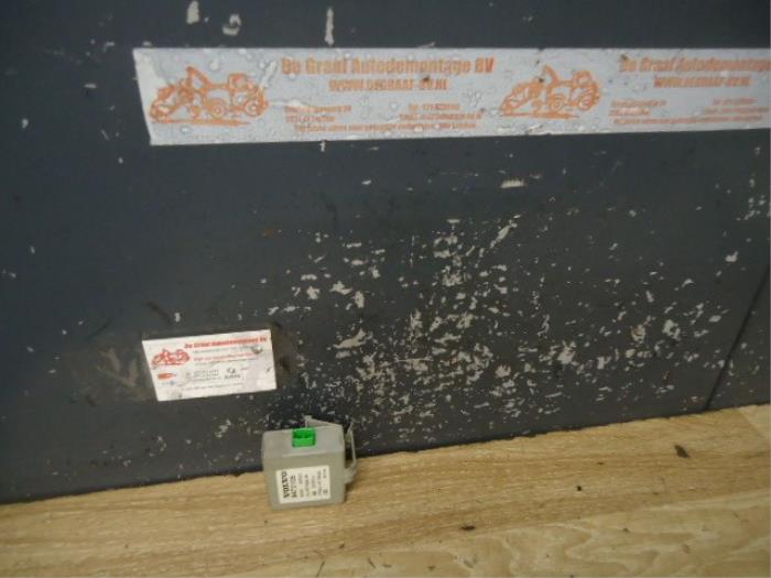 Gebruikte Alarm module Volvo S80 (TR/TS) 2.9 SE 24V Prijs € 25,00 Margeregeling aangeboden door de Graaf autodemontage B.V.