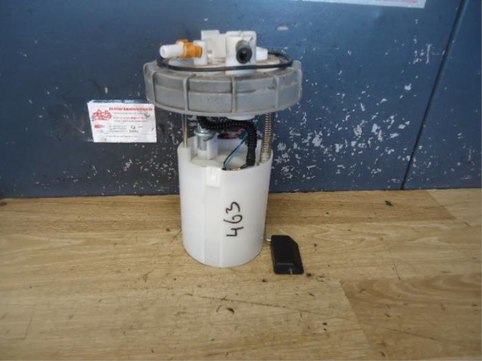 Gebruikte Benzinepomp Mitsubishi Space Star (A0) 1.2 12V Prijs € 50,00 Margeregeling aangeboden door de Graaf autodemontage B.V.