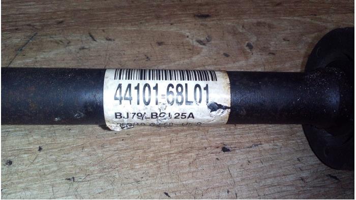 Aandrijfas rechts-voor van een Suzuki Swift (ZA/ZC/ZD) 1.2 16V 2011