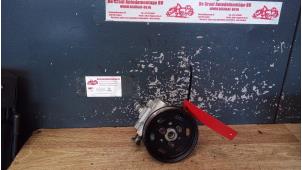 Gebruikte Stuurbekrachtiging Pomp Volkswagen New Beetle (9C1/9G1) 2.0 Prijs € 75,00 Margeregeling aangeboden door de Graaf autodemontage B.V.