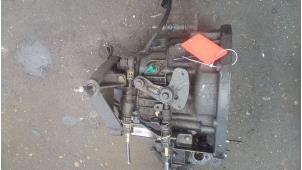 Gebruikte Versnellingsbak Renault Espace (JK) 2.0 16V Turbo Prijs € 200,00 Margeregeling aangeboden door de Graaf autodemontage B.V.