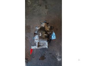 Gebruikte Cardanklok achter Mercedes S (W221) 3.0 S-320 CDI 24V Prijs € 250,00 Margeregeling aangeboden door de Graaf autodemontage B.V.