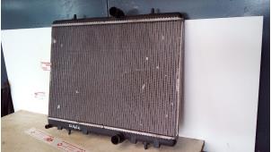 Gebruikte Radiateur Peugeot 308 (4A/C) 1.6 VTI 16V Prijs € 35,00 Margeregeling aangeboden door de Graaf autodemontage B.V.