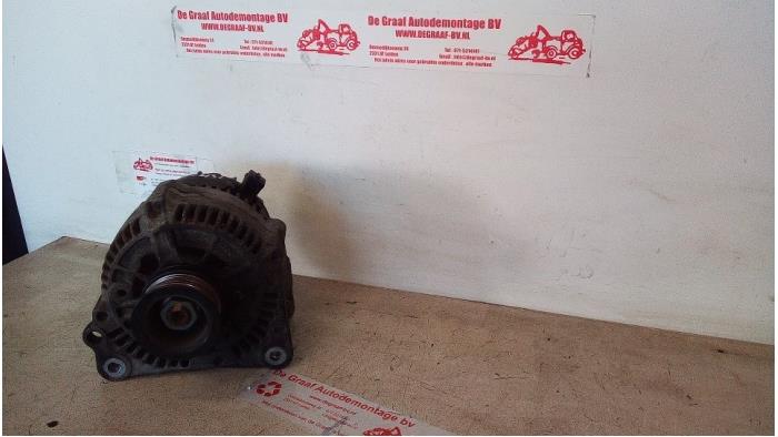 Gebruikte Dynamo Skoda Octavia (1U2) 1.6 LX Prijs € 30,00 Margeregeling aangeboden door de Graaf autodemontage B.V.