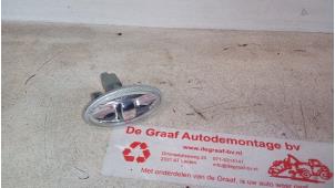 Gebruikte Knipperlicht Scherm links-voor Toyota Aygo Prijs € 7,50 Margeregeling aangeboden door de Graaf autodemontage B.V.