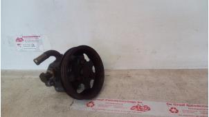 Gebruikte Stuurpomp Volkswagen Passat Variant (3B6) 2.0 20V Prijs € 30,00 Margeregeling aangeboden door de Graaf autodemontage B.V.