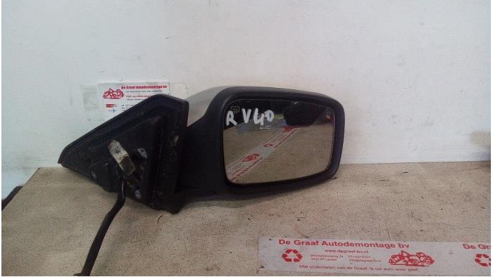 Buitenspiegel rechts van een Volvo V40 (VW) 1.8 16V 2001