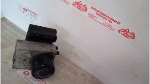 Gebruikte ABS Pomp Volvo S60 I (RS/HV) 2.4 20V Bi-fuel LPG Prijs € 75,00 Margeregeling aangeboden door de Graaf autodemontage B.V.