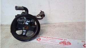 Gebruikte Pomp Servo Ford Transit Connect 1.8 TDCi 90 Prijs € 50,00 Margeregeling aangeboden door de Graaf autodemontage B.V.