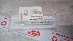 Gebruikte Embleem Volkswagen Golf VII (AUA) 1.0 TSI 12V BlueMotion Prijs € 20,00 Margeregeling aangeboden door de Graaf autodemontage B.V.