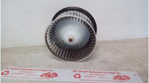 Gebruikte Kachel Ventilatiemotor Skoda Citigo 1.0 12V G-TEC Prijs € 25,00 Margeregeling aangeboden door de Graaf autodemontage B.V.