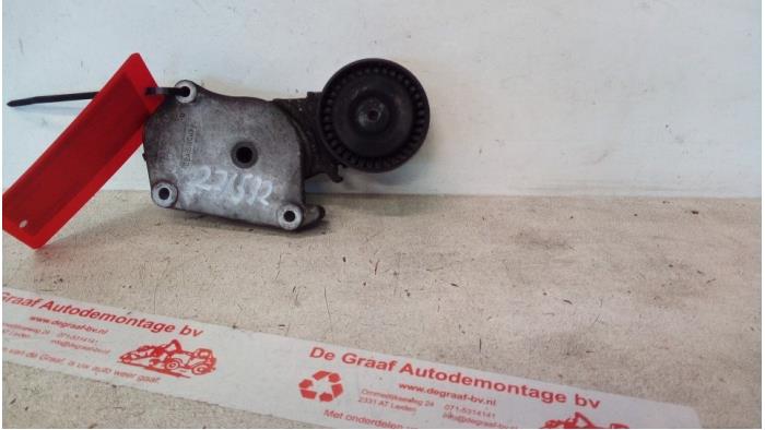 Gebruikte Spanrol Multiriem BMW Mini (R50/53) 1.6 16V Cooper Prijs € 25,00 Margeregeling aangeboden door de Graaf autodemontage B.V.