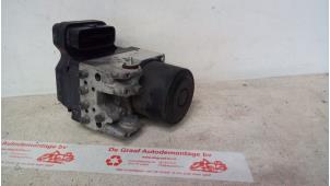 Gebruikte ABS Pomp Lexus LS (F4) 430 4.3 32V VVT-i Prijs € 150,00 Margeregeling aangeboden door de Graaf autodemontage B.V.