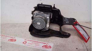 Gebruikte ABS Pomp Citroen C4 Cactus (0B/0P) 1.2 PureTech 82 12V Prijs € 120,00 Margeregeling aangeboden door de Graaf autodemontage B.V.