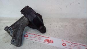 Gebruikte Motorrubber Citroen C4 Cactus (0B/0P) 1.2 PureTech 82 12V Prijs € 35,00 Margeregeling aangeboden door de Graaf autodemontage B.V.