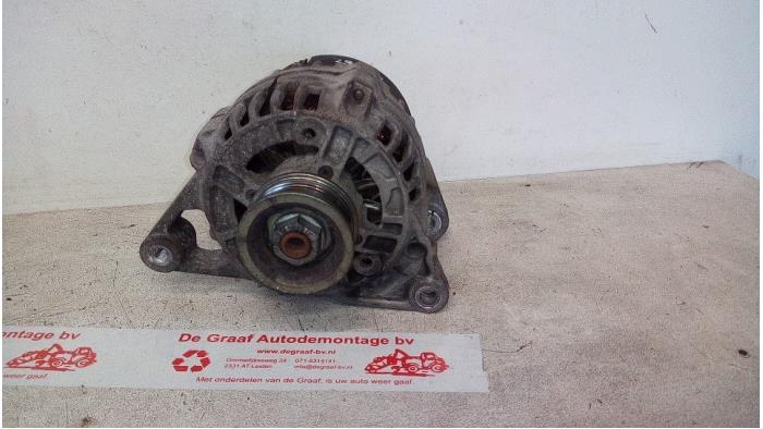 Gebruikte Alternator Volkswagen Passat Variant (3B5) 1.8 T 20V Prijs € 40,00 Margeregeling aangeboden door de Graaf autodemontage B.V.