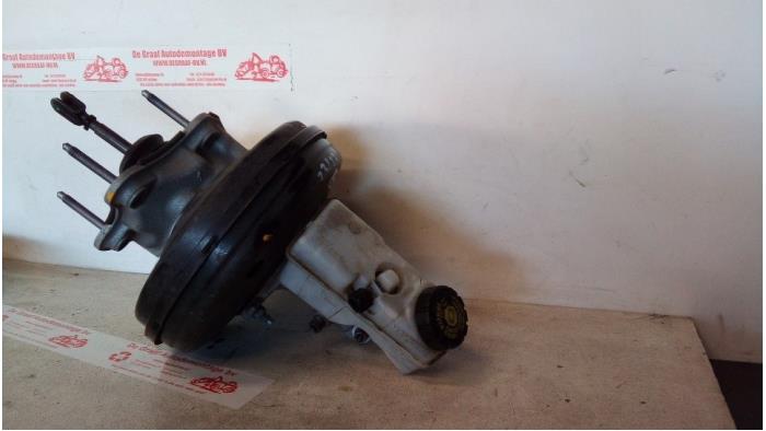 Gebruikte Rembol Renault Clio IV (5R) 0.9 Energy TCE 90 12V Prijs € 65,00 Margeregeling aangeboden door de Graaf autodemontage B.V.