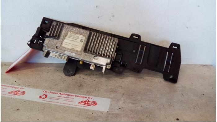 Gebruikte Bluetooth module Mercedes E (W213) E-220d 2.0 Turbo 16V Prijs € 175,00 Margeregeling aangeboden door de Graaf autodemontage B.V.