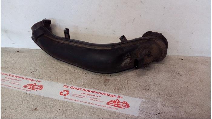 Gebruikte Intercooler Buis Volkswagen Golf V Variant (1K5) 1.4 TSI 122 16V Prijs € 25,00 Margeregeling aangeboden door de Graaf autodemontage B.V.