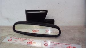 Gebruikte Binnenspiegel Alfa Romeo 159 Sportwagon (939BX) 2.2 JTS 16V Prijs € 65,00 Margeregeling aangeboden door de Graaf autodemontage B.V.