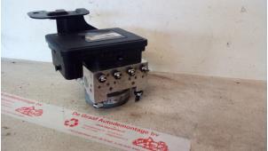 Gebruikte ABS Pomp Hyundai i10 (B5) 1.2 16V Prijs € 75,00 Margeregeling aangeboden door de Graaf autodemontage B.V.