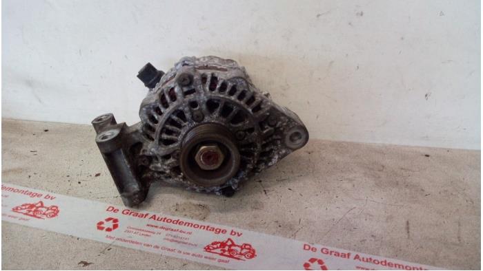 Gebruikte Dynamo Mazda 2 (NB/NC/ND/NE) 1.4 16V Prijs € 30,00 Margeregeling aangeboden door de Graaf autodemontage B.V.
