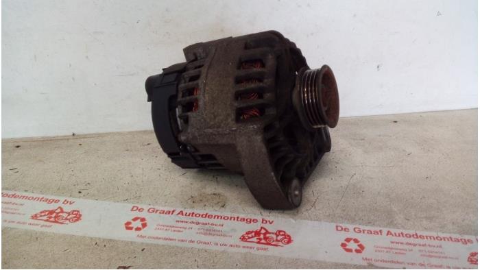 Gebruikte Dynamo Fiat Panda (141) 1100 IE,Selecta Prijs € 30,00 Margeregeling aangeboden door de Graaf autodemontage B.V.