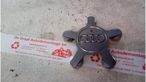 Gebruikte Wieldop Audi A4 (B6) 2.4 V6 30V Prijs € 12,50 Margeregeling aangeboden door de Graaf autodemontage B.V.