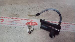 Gebruikte Ruitensproeierpomp voor Chevrolet Matiz 0.8 S,SE Prijs € 10,00 Margeregeling aangeboden door de Graaf autodemontage B.V.