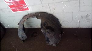 Gebruikte Slijkweerder Opel Zafira (M75) 2.2 16V Direct Ecotec Prijs € 20,00 Margeregeling aangeboden door de Graaf autodemontage B.V.