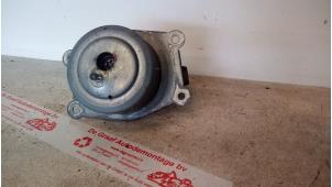 Gebruikte Motorrubber Opel Zafira (M75) 2.2 16V Direct Ecotec Prijs € 25,00 Margeregeling aangeboden door de Graaf autodemontage B.V.