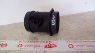 Gebruikte Luchtmassameter BMW X5 (E53) 4.4 V8 32V Prijs € 35,00 Margeregeling aangeboden door de Graaf autodemontage B.V.