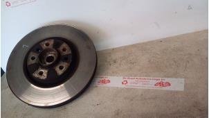 Gebruikte Asschenkel links-voor Opel Zafira (M75) 2.2 16V Direct Ecotec Prijs € 40,00 Margeregeling aangeboden door de Graaf autodemontage B.V.