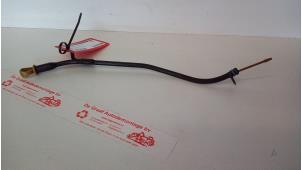 Gebruikte Olie Peilstok Citroen C4 Cactus (0B/0P) 1.2 PureTech 82 12V Prijs € 20,00 Margeregeling aangeboden door de Graaf autodemontage B.V.