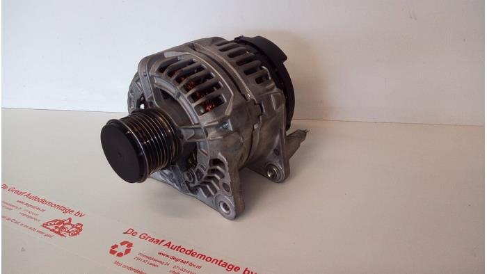 Gebruikte Dynamo Volkswagen Golf IV (1J1) 1.8 20V Turbo Prijs € 75,00 Margeregeling aangeboden door de Graaf autodemontage B.V.