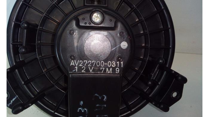 Kachel Ventilatiemotor van een Suzuki Swift (ZA/ZC/ZD) 1.2 16V 2010