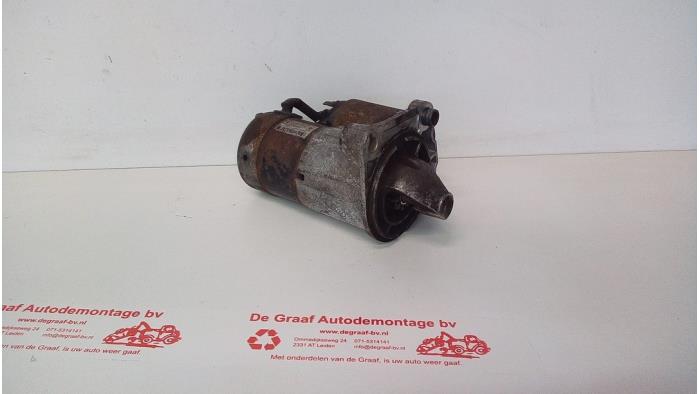 Gebruikte Startmotor Chrysler Voyager/Grand Voyager (RG/RS) 2.4i 16V Prijs € 50,00 Margeregeling aangeboden door de Graaf autodemontage B.V.