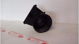Gebruikte Kachel Ventilatiemotor Volkswagen Golf IV (1J1) 1.6 Prijs € 25,00 Margeregeling aangeboden door de Graaf autodemontage B.V.