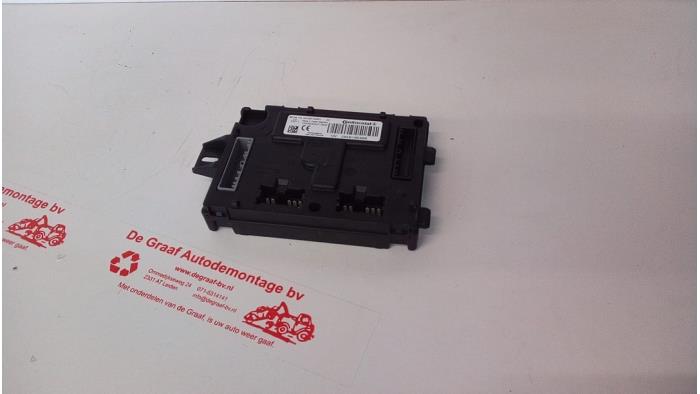 Gebruikte Bodycontrol Module Renault Clio IV (5R) 0.9 Energy TCE 90 12V Prijs € 40,00 Margeregeling aangeboden door de Graaf autodemontage B.V.